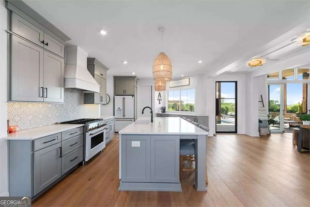 450 Dix Lee On Drive, Fayetteville, GA 30214