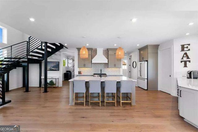 450 Dix Lee On Drive, Fayetteville, GA 30214