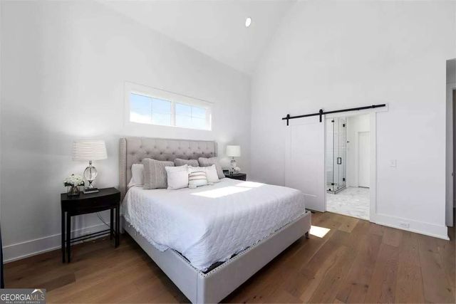 450 Dix Lee On Drive, Fayetteville, GA 30214