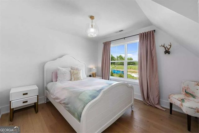 450 Dix Lee On Drive, Fayetteville, GA 30214