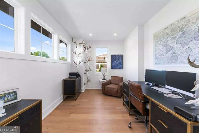 450 Dix Lee On Drive, Fayetteville, GA 30214