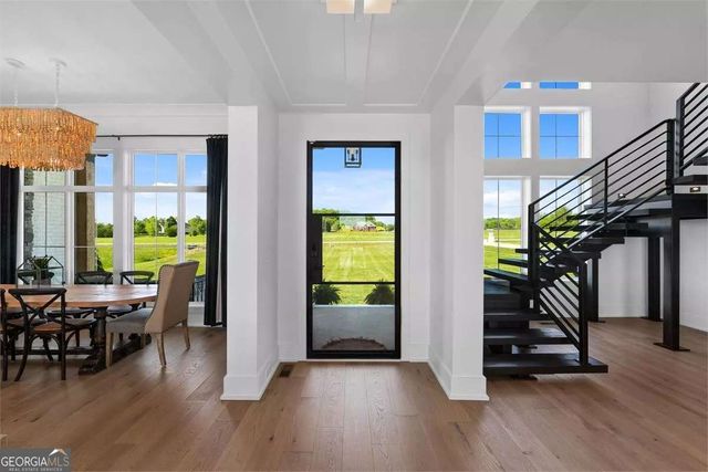 450 Dix Lee On Drive, Fayetteville, GA 30214