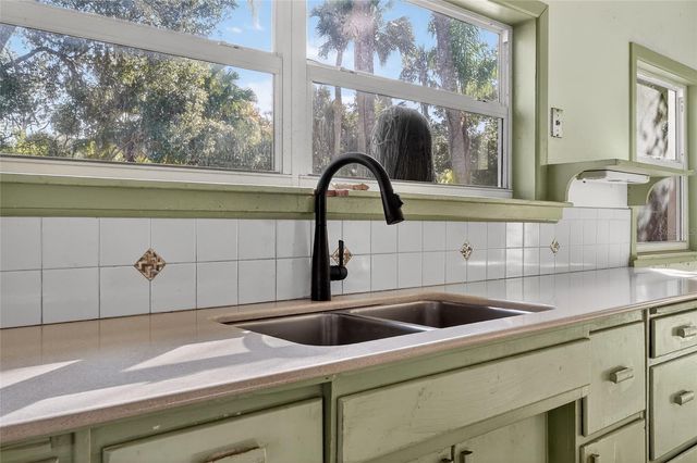 1630 RIVERSIDE DRIVE, Daytona Beach, FL 32117