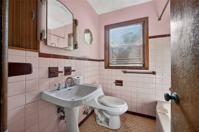 1630 RIVERSIDE DRIVE, Daytona Beach, FL 32117