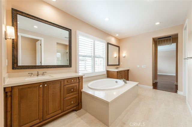 55 Hazelton, Irvine, CA 92620