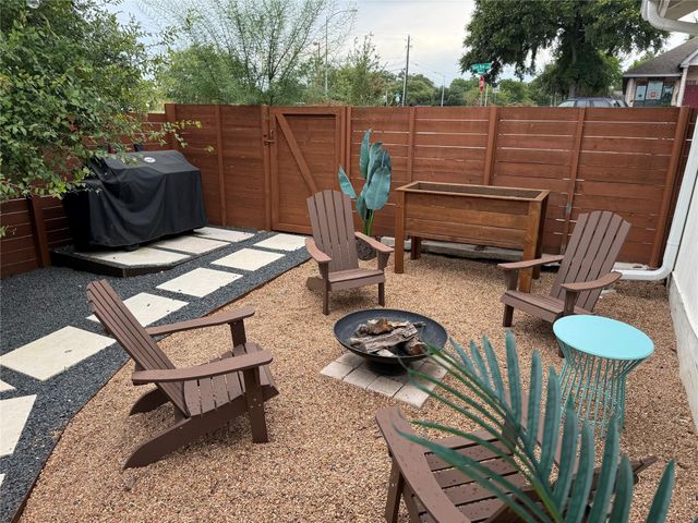 2901 Glen Rae ST A, Austin, TX 78702