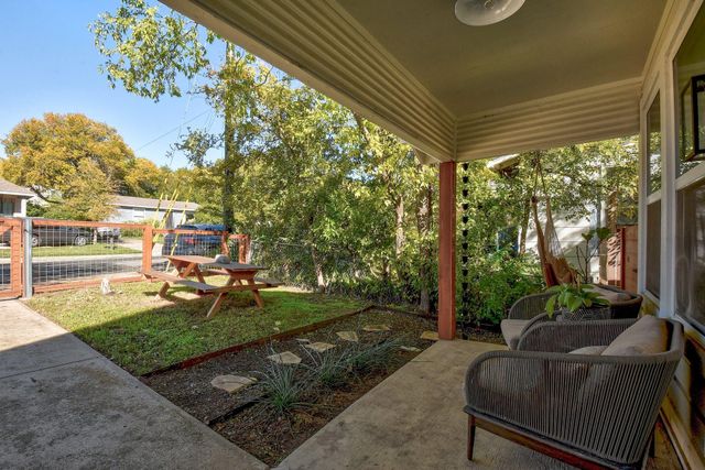 2901 Glen Rae ST A, Austin, TX 78702