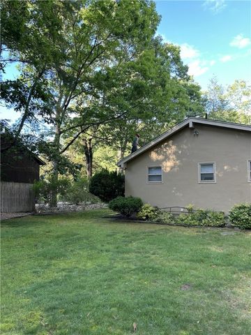 6 Blue Spruce Drive, Coventry, RI 02816