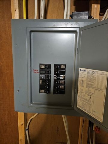 6 Blue Spruce Drive, Coventry, RI 02816