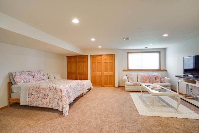 3833 Maple Grove Drive, Madison, WI 53719