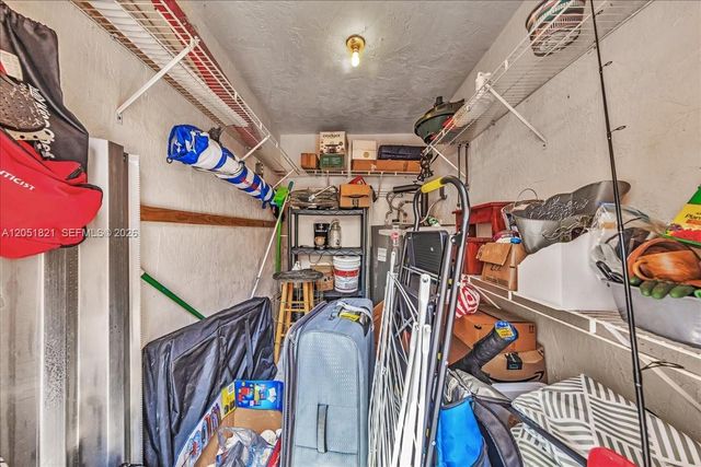 16138 Emerald Cove Rd, Weston, FL 33331