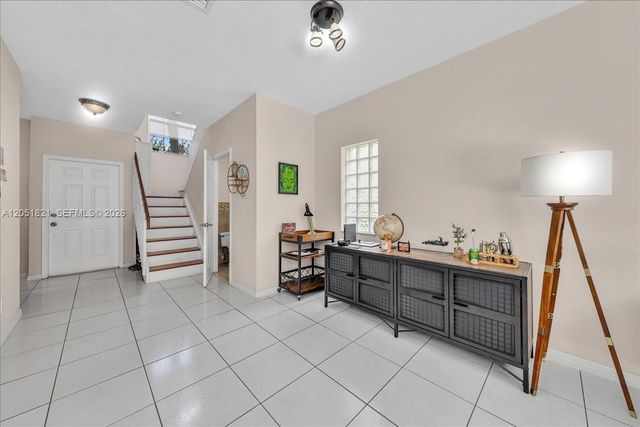 16138 Emerald Cove Rd, Weston, FL 33331
