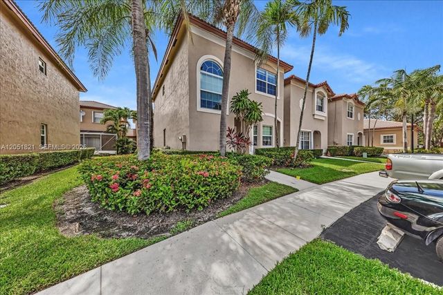 16138 Emerald Cove Rd, Weston, FL 33331