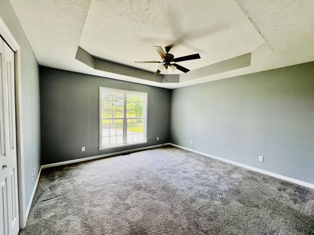 4560 Fall River Rd, Pulaski, TN 38478