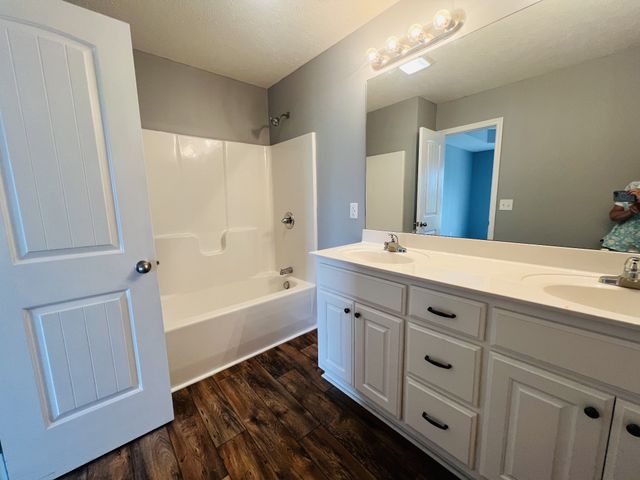4560 Fall River Rd, Pulaski, TN 38478