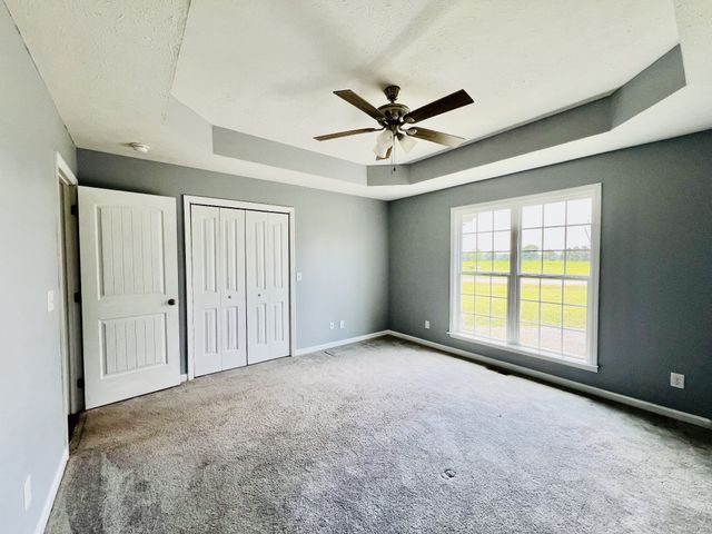 4560 Fall River Rd, Pulaski, TN 38478