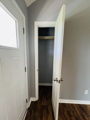 4560 Fall River Rd, Pulaski, TN 38478
