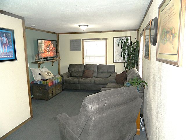 1267 Joe Wright Road, Klamath Falls, OR 97603