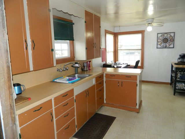 1267 Joe Wright Road, Klamath Falls, OR 97603