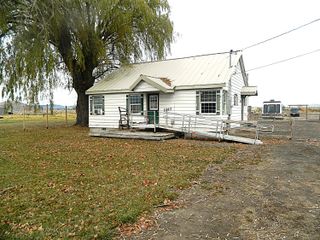 1267 Joe Wright Road, Klamath Falls, OR 97603