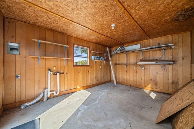 1702 Santa Fe Dr, Kingsville, TX 78363