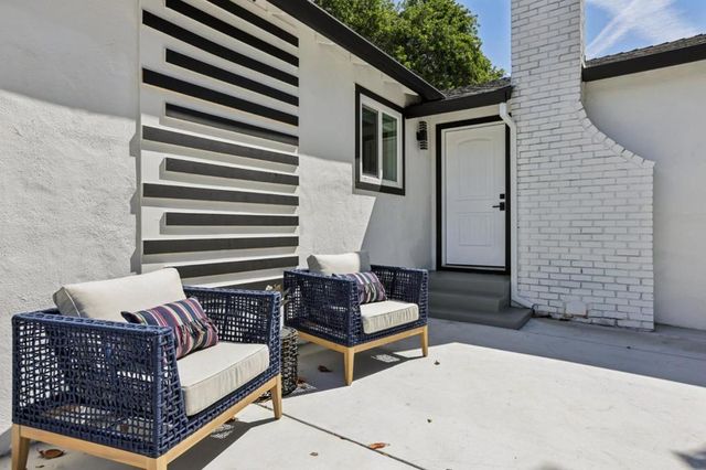 551 Newbridge Street, Menlo Park, CA 94025