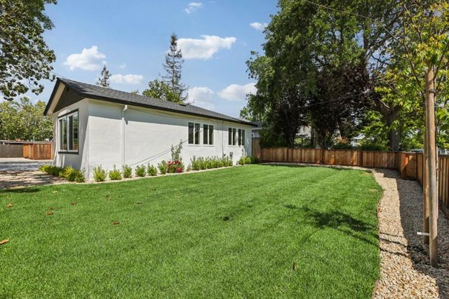 551 Newbridge Street, Menlo Park, CA 94025