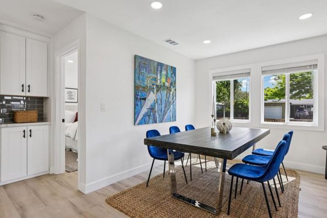 551 Newbridge Street, Menlo Park, CA 94025