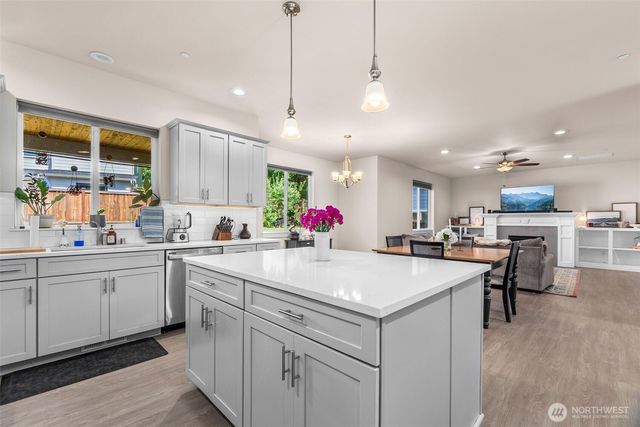 2518 79th Avenue SE, Tumwater, WA 98501