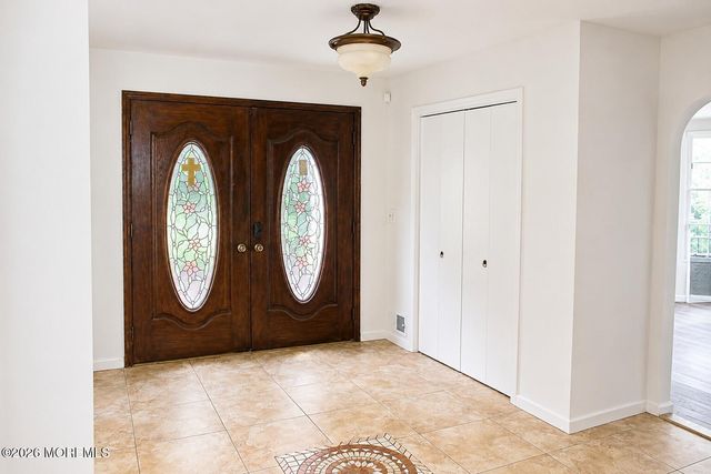 30 Mill Road, Manalapan, NJ 07726