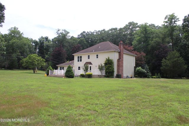 30 Mill Road, Manalapan, NJ 07726