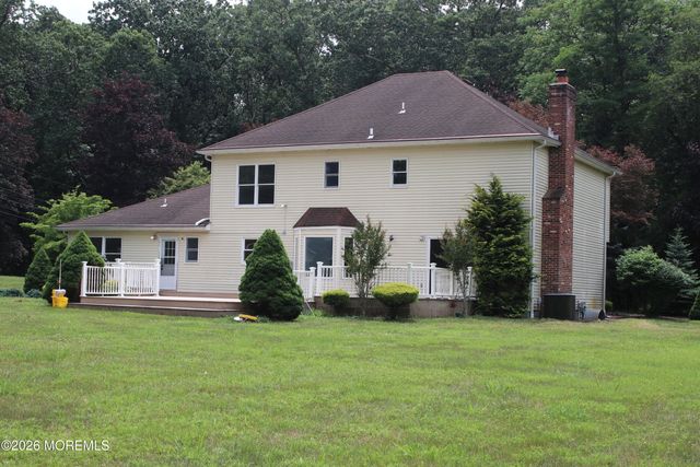 30 Mill Road, Manalapan, NJ 07726