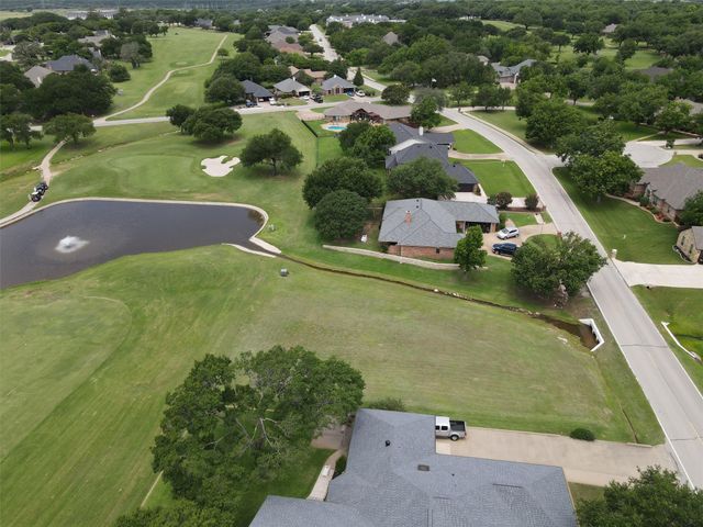 8812 Bellechase Road, Granbury, TX 76049