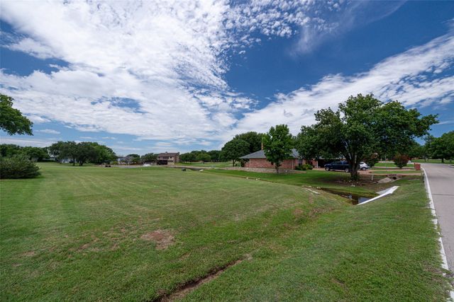 8812 Bellechase Road, Granbury, TX 76049