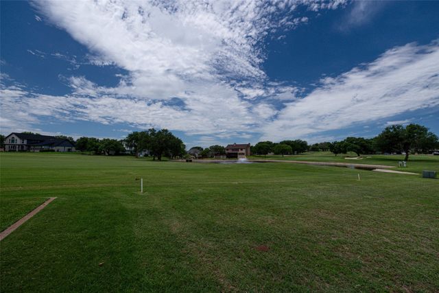 8812 Bellechase Road, Granbury, TX 76049