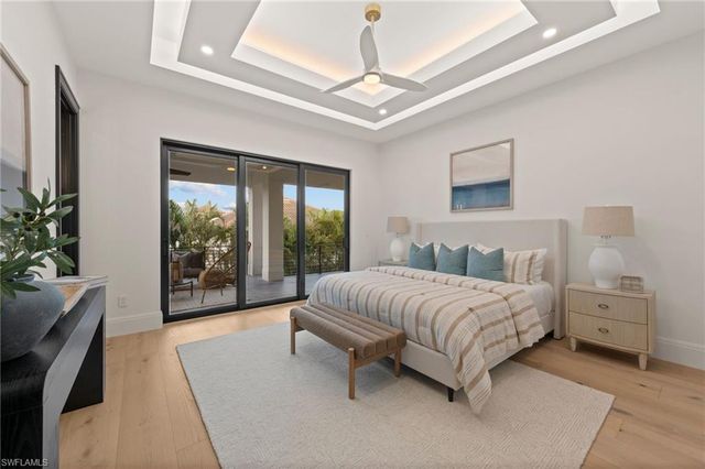 3840 CRAYTON RD, Naples, FL 34103