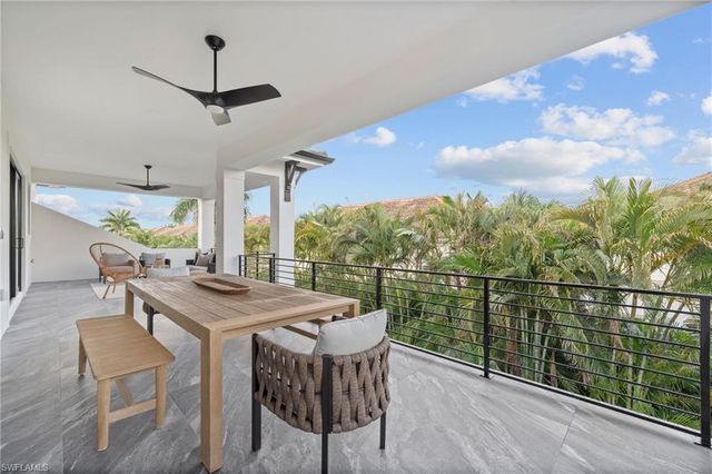 3840 CRAYTON RD, Naples, FL 34103