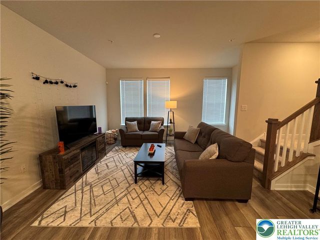 7505 Clayton Avenue, Upper Saucon Twp, PA 18036