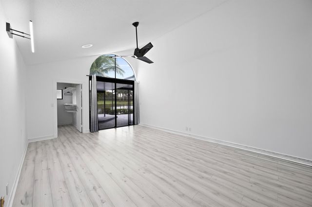 10106 Spyglass Way, Boca Raton, FL 33498
