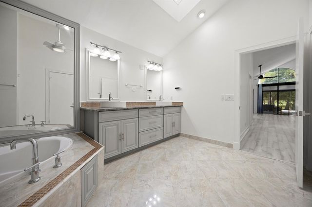 10106 Spyglass Way, Boca Raton, FL 33498