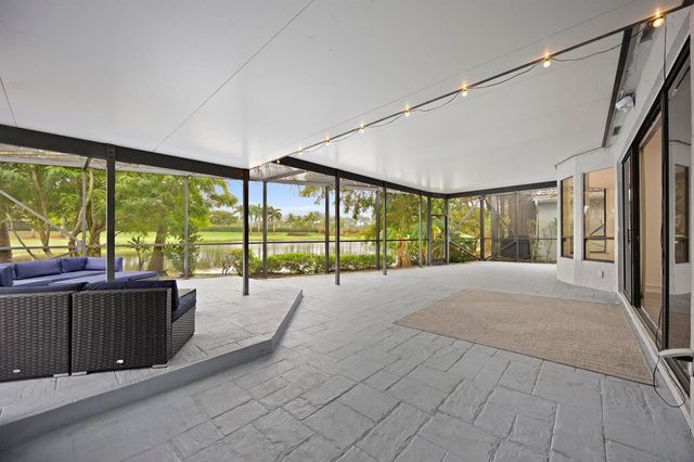 10106 Spyglass Way, Boca Raton, FL 33498