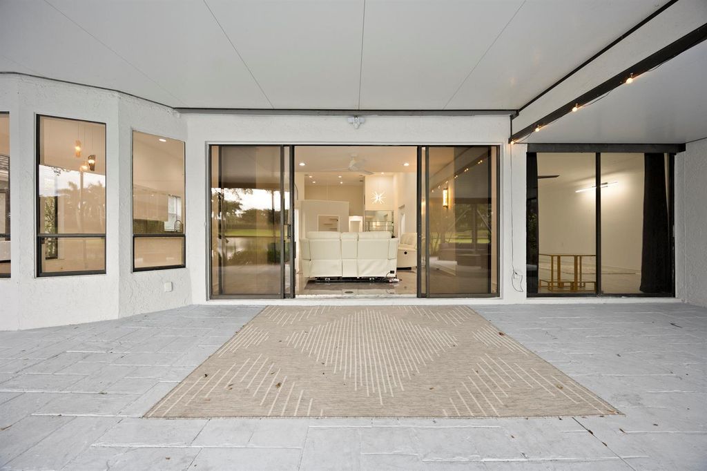 10106 Spyglass Way, Boca Raton, FL 33498