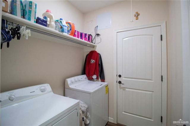 2901 E Imperial Oaks Drive Drive, Alton, TX 78573