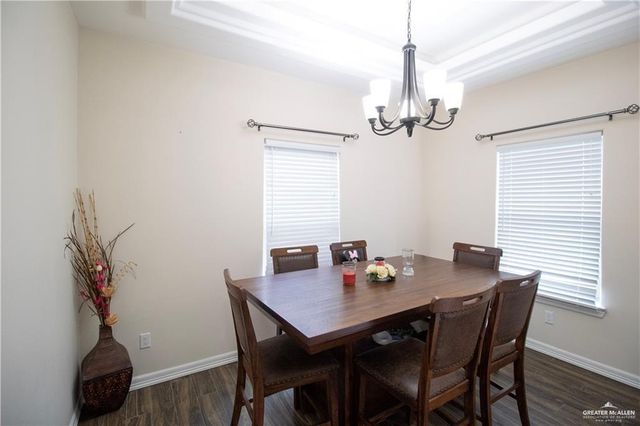 2901 E Imperial Oaks Drive Drive, Alton, TX 78573