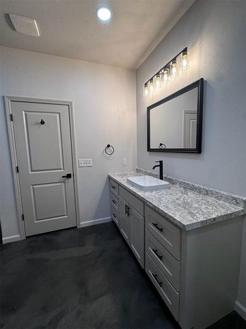 26216 N 2960 Road, Cashion, OK 73016