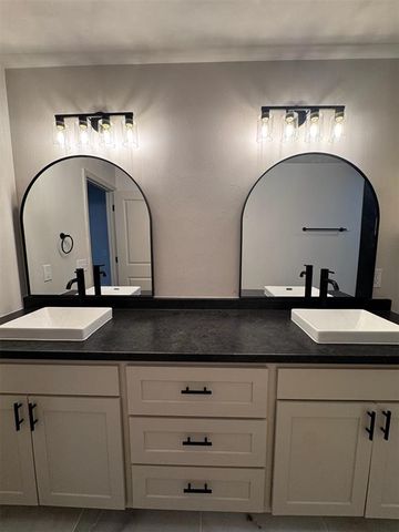 26216 N 2960 Road, Cashion, OK 73016