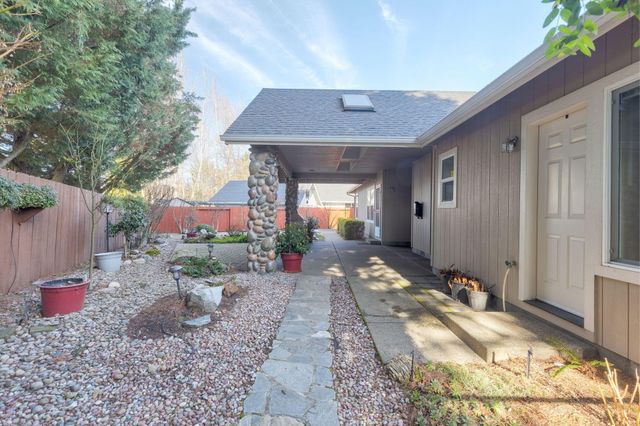 1116 Cashmere Drive, Grants Pass, OR 97527