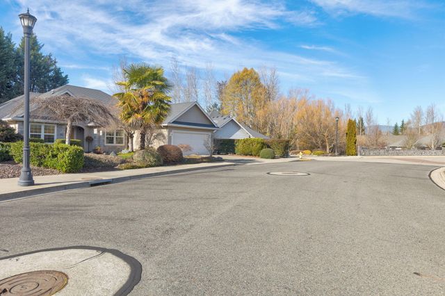 1116 Cashmere Drive, Grants Pass, OR 97527