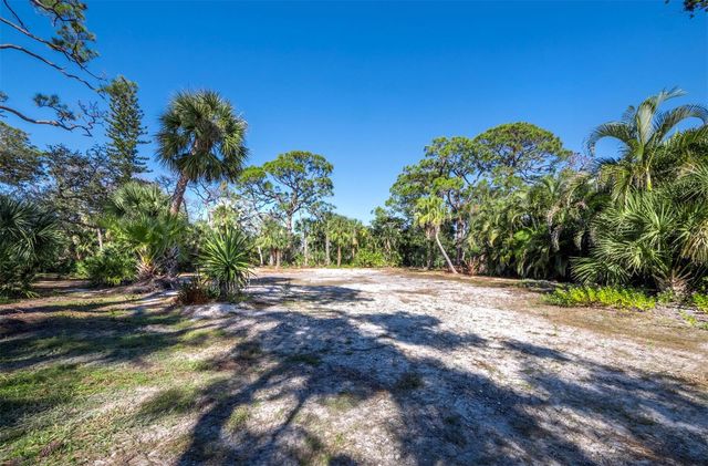 7233 PINE NEEDLE ROAD, Sarasota, FL 34242