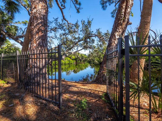 7233 PINE NEEDLE ROAD, Sarasota, FL 34242
